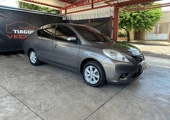 NISSAN VERSA 1.6 16V FLEX SL 4P MANUAL